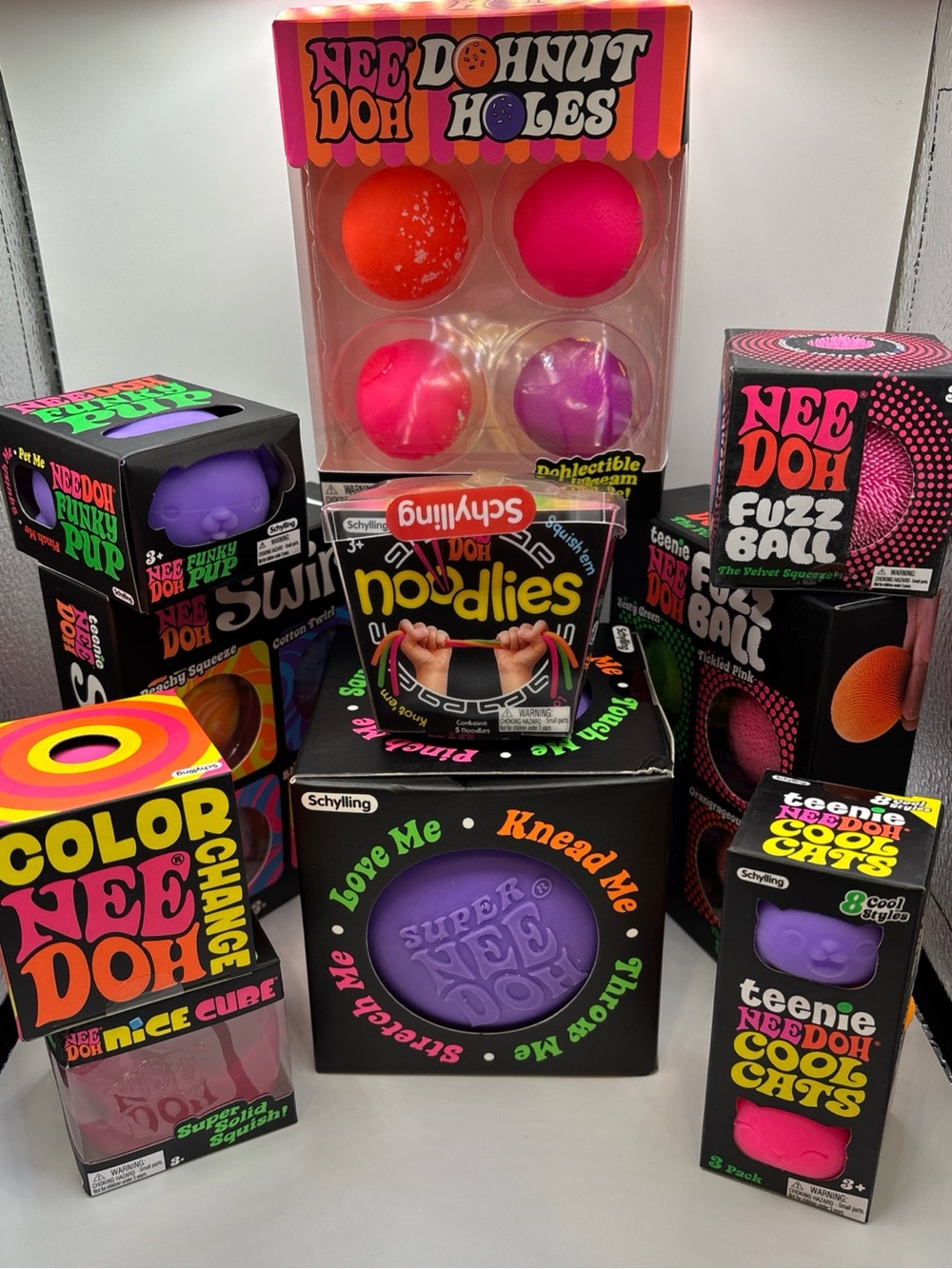 New! Viral Authentic Needoh lot of 10